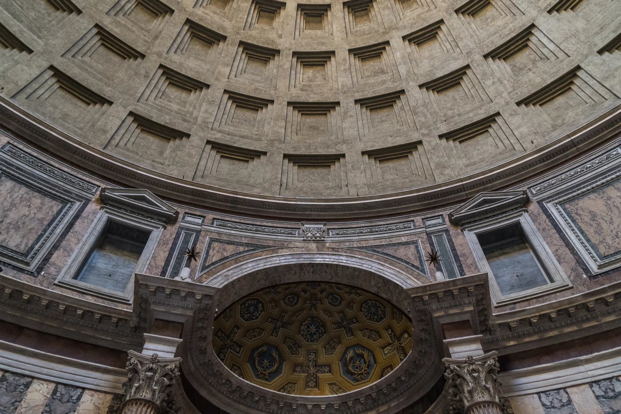 Interno del Pantheon di Roma