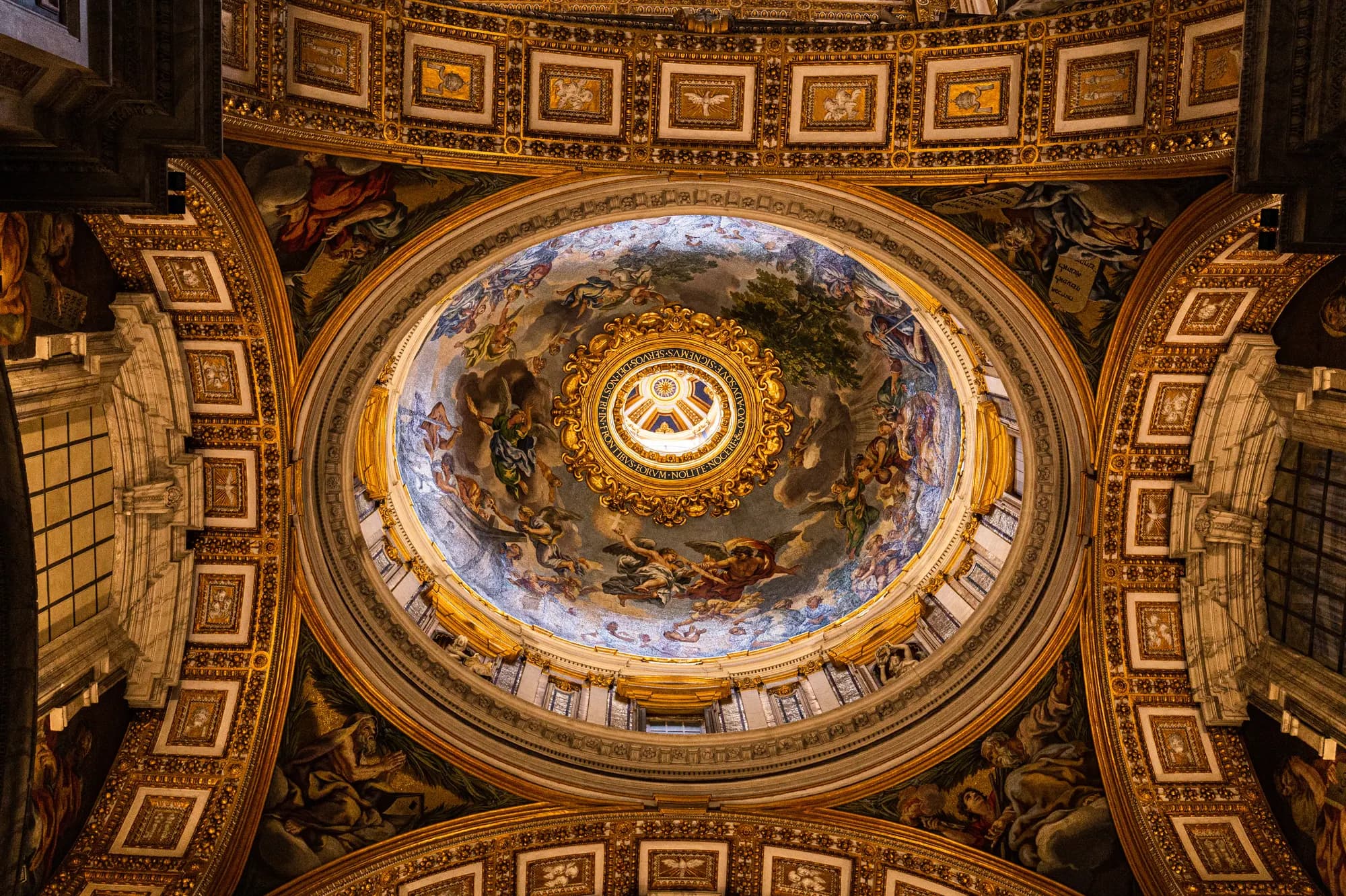 Soffitto affrescato dei Musei Vaticani